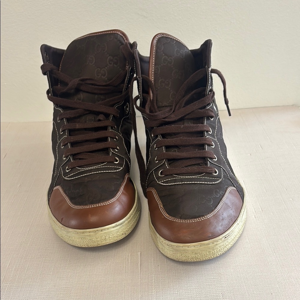 Gucci Hightops
Chocolate Suede High-Top Sneakers with Two-Tone Design